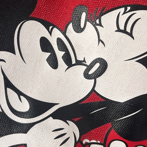 SOLD🦞🦞🦞Disney Loungefly Mickey and Minnie Large Vintage Duffle Bag - Picture 3 of 12